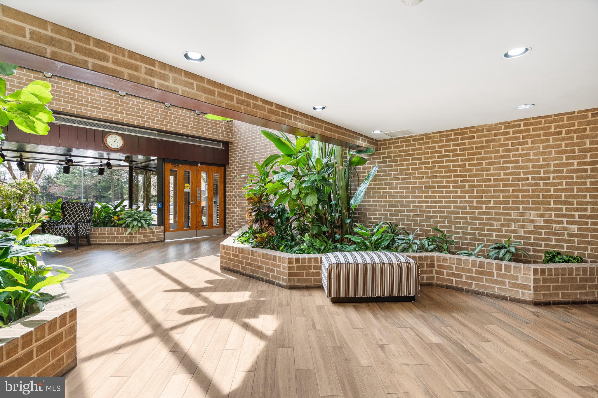 ANNEN WOODS - Residential