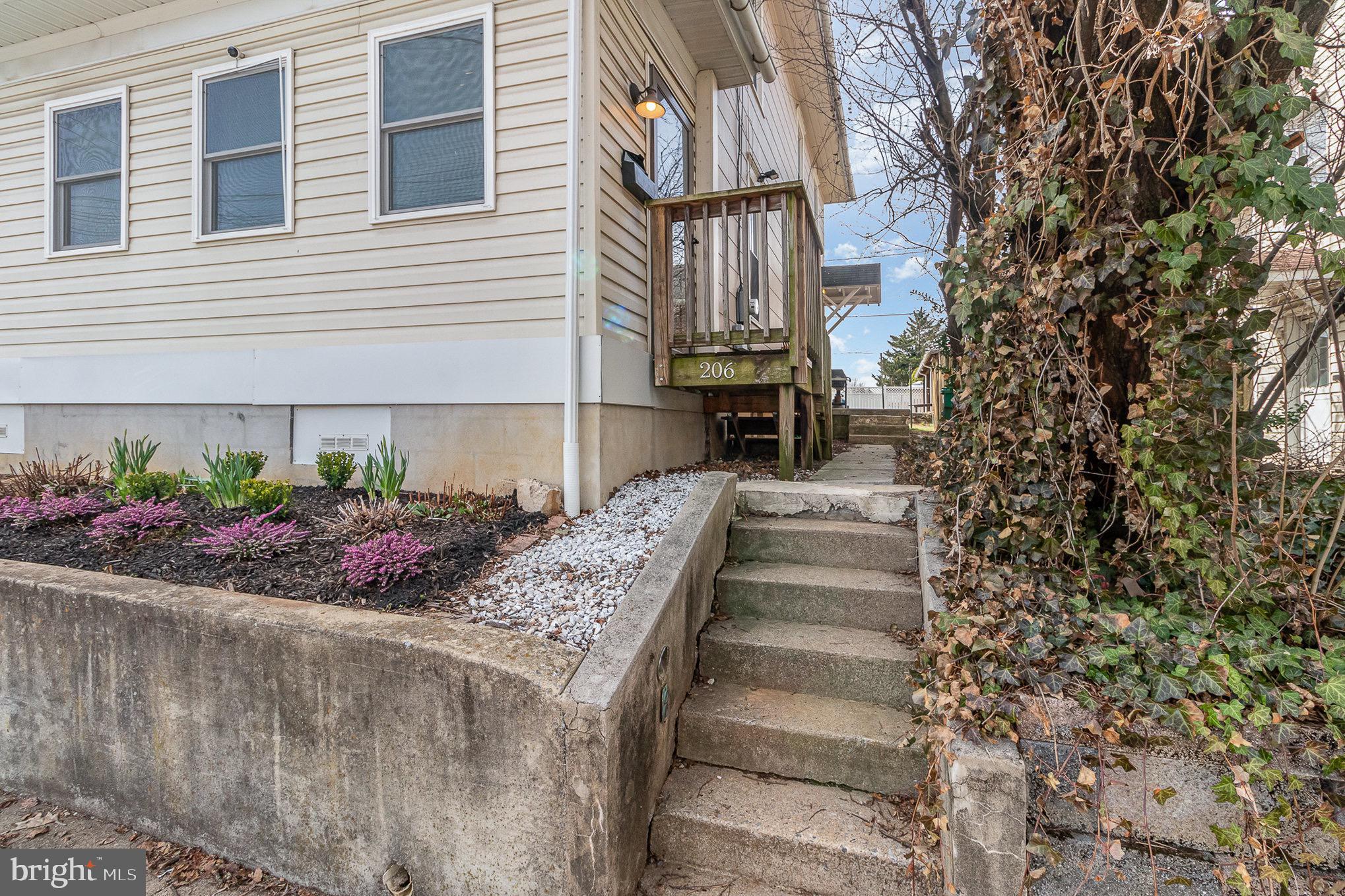 HERSHEY VILLAGE - Residential