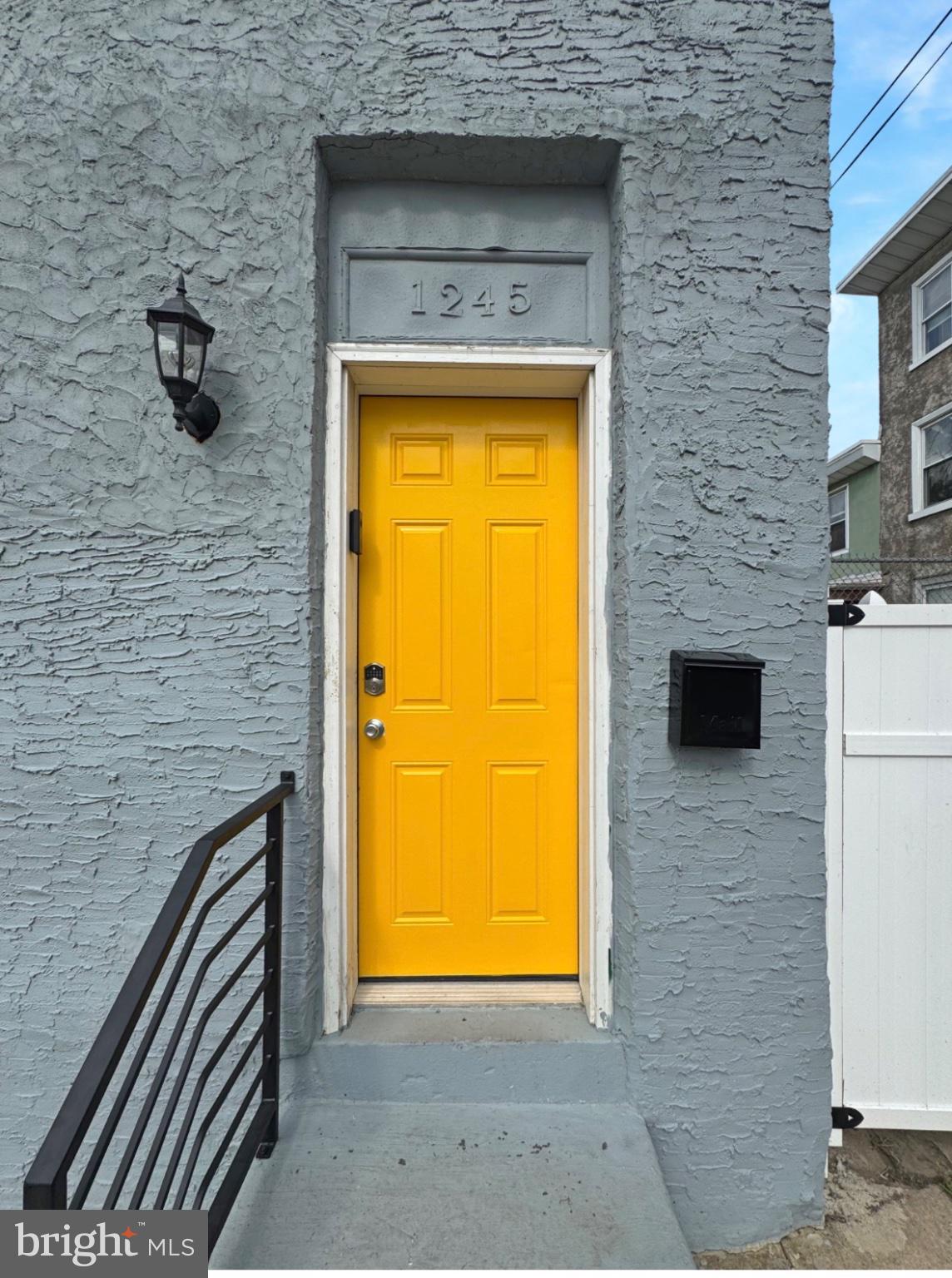 FRANKFORD - Residential