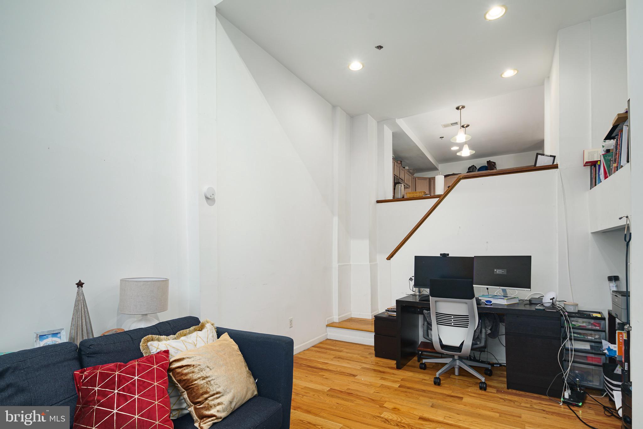 GRADUATE HOSPITAL - Residential Lease