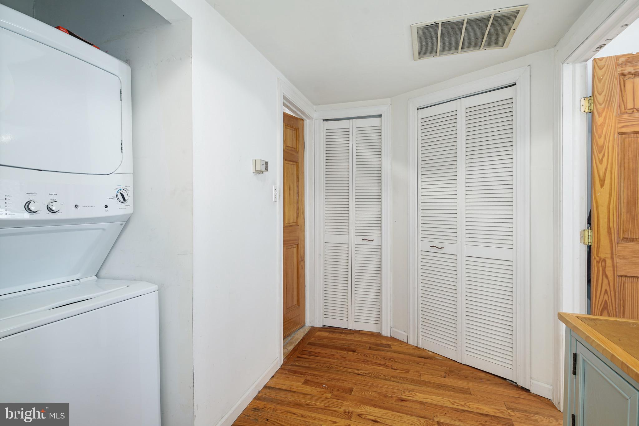 GRADUATE HOSPITAL - Residential Lease
