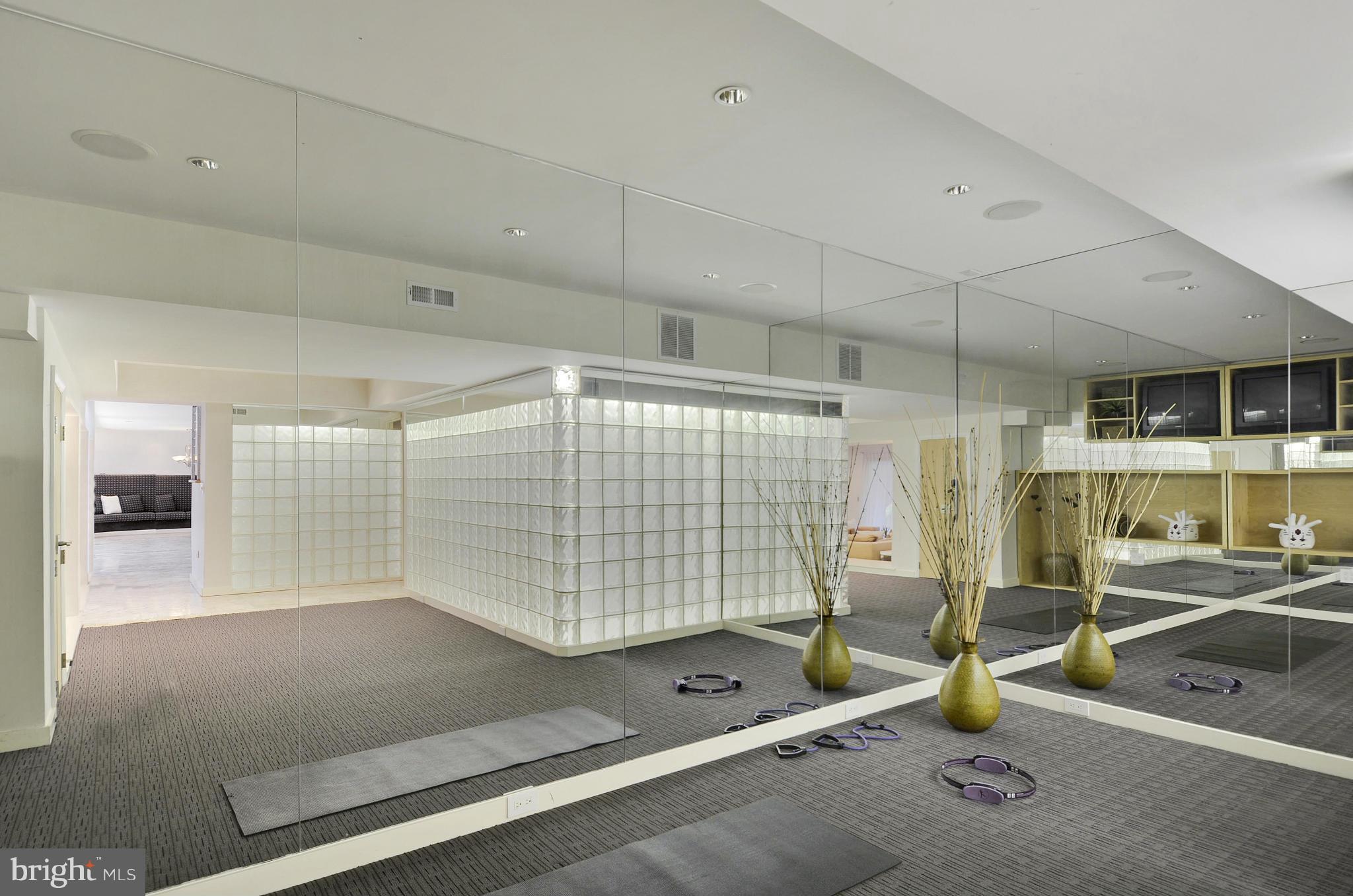 MAZZA WOODS - Residential