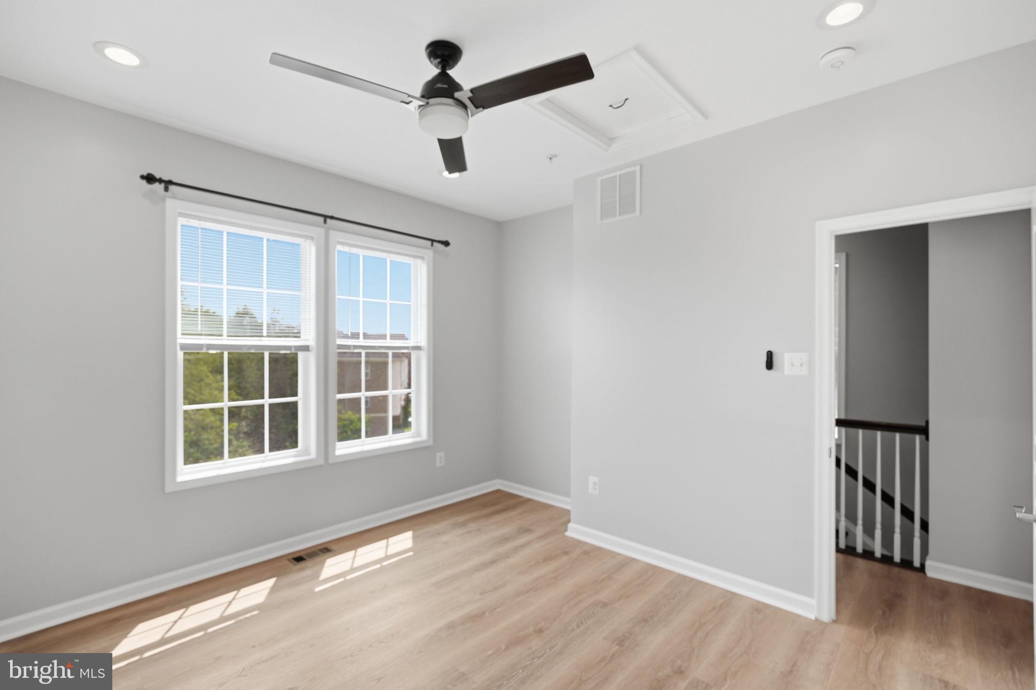 PARKLANDS AT WATKINS MILL - Residential