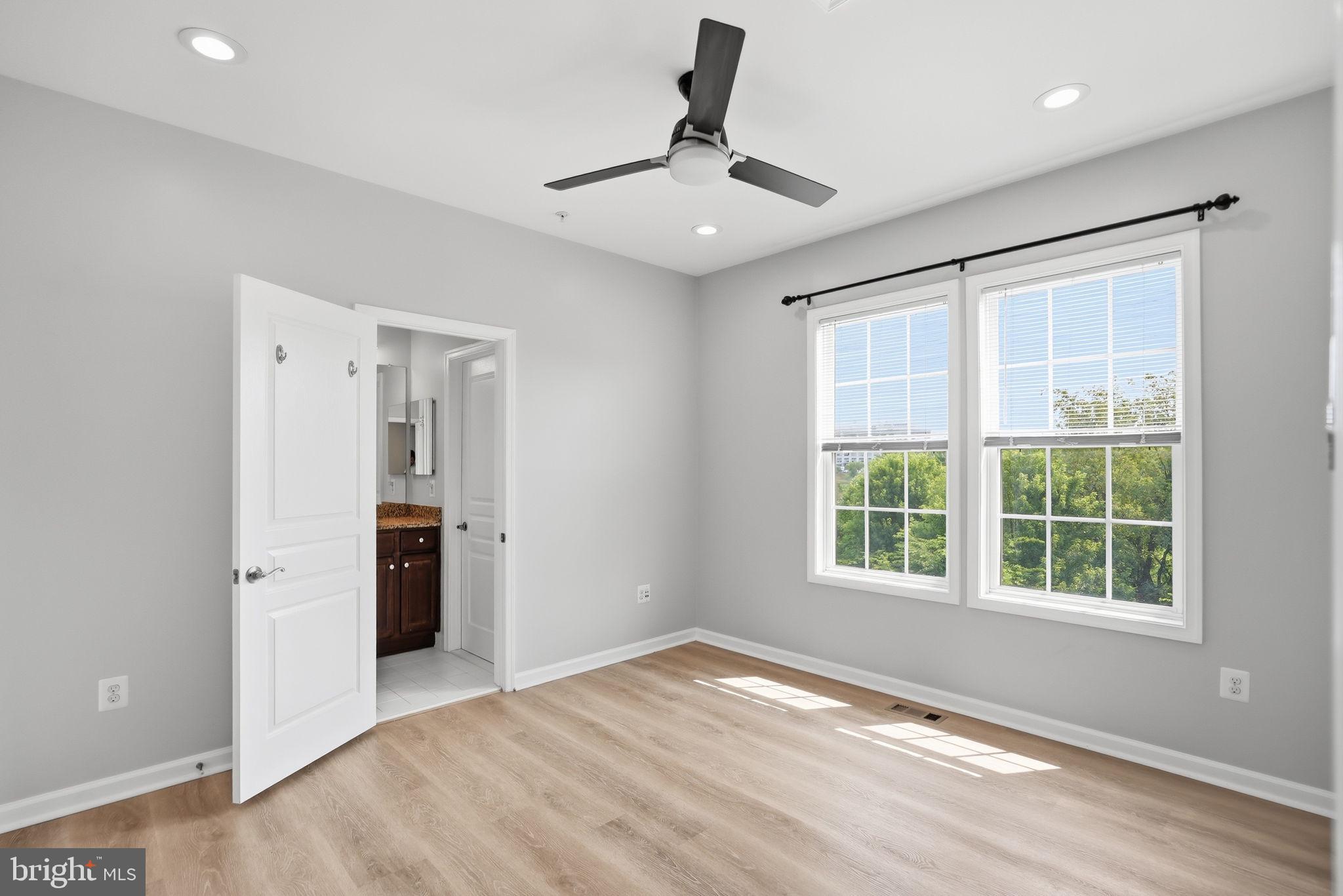 PARKLANDS AT WATKINS MILL - Residential