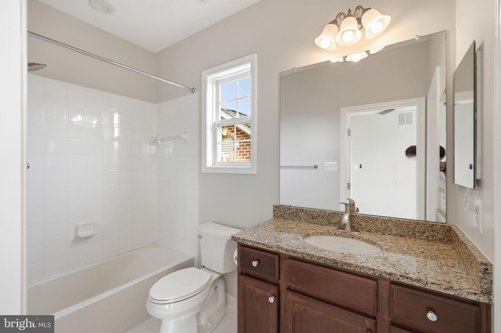 PARKLANDS AT WATKINS MILL - Residential