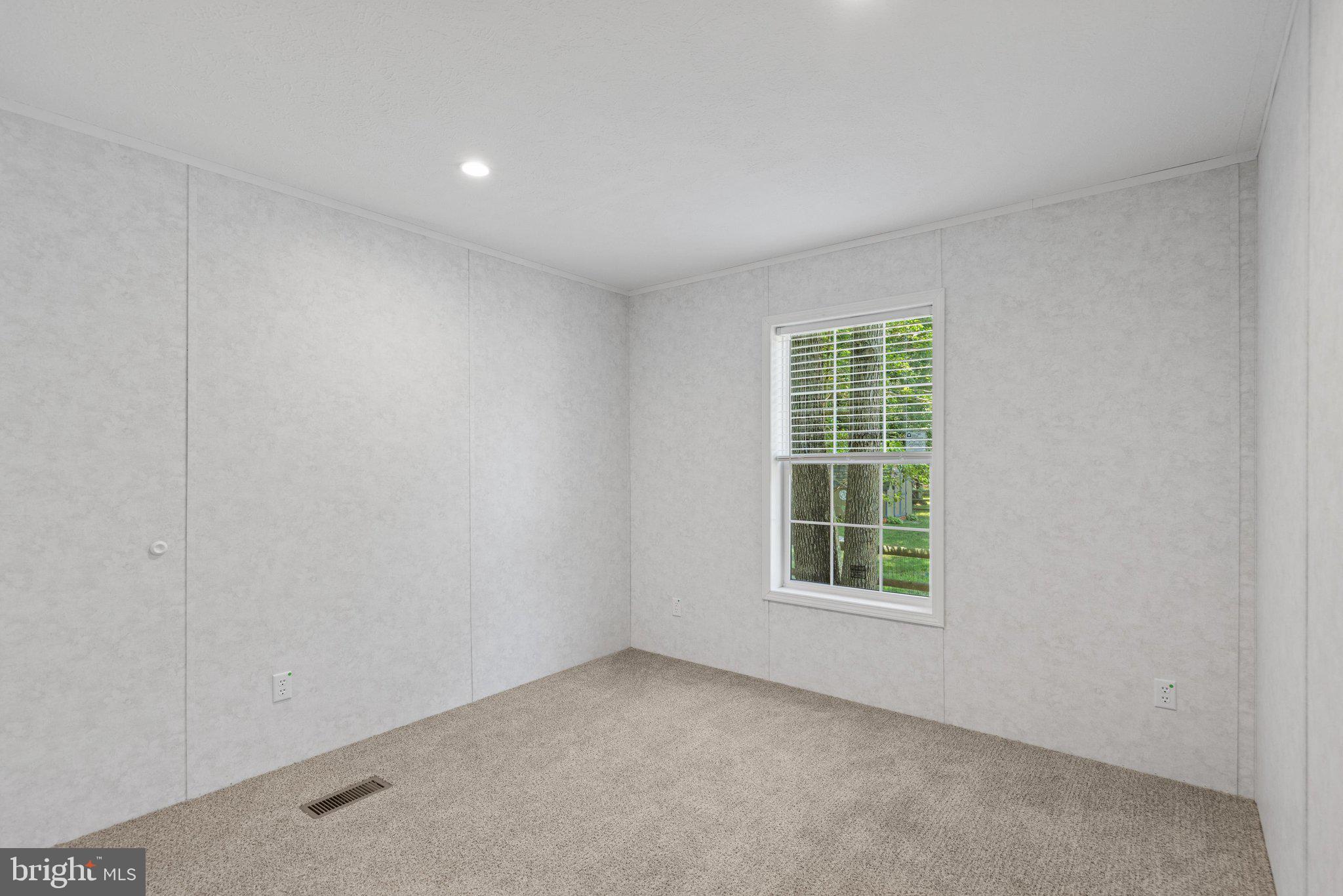 SHADYDELL PARK - Residential