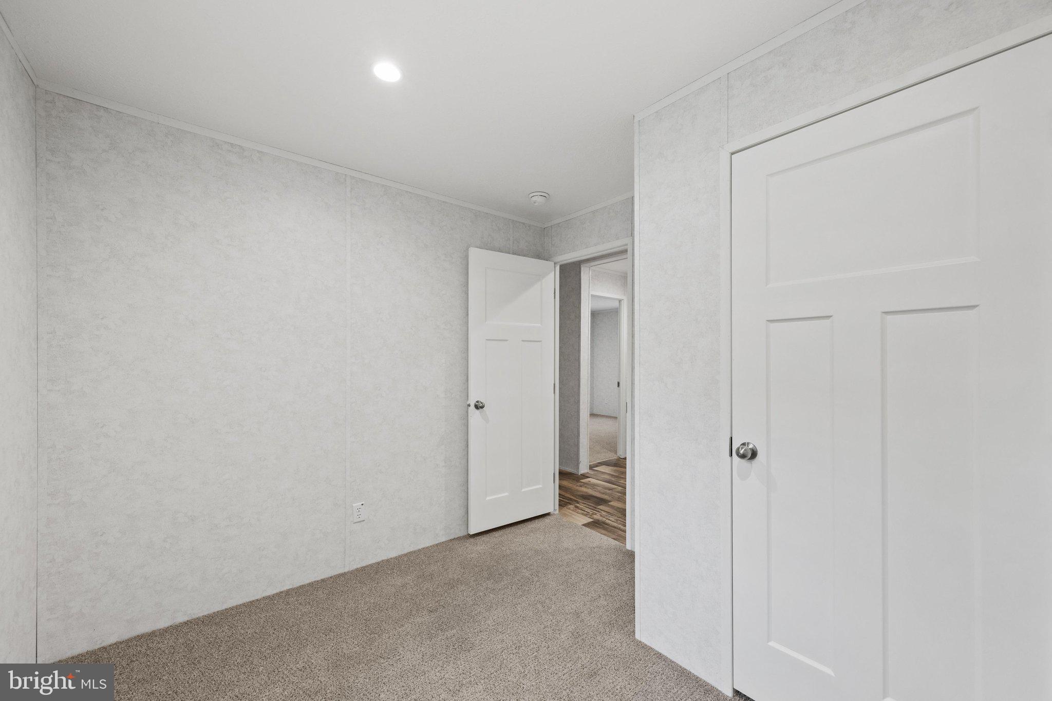 SHADYDELL PARK - Residential