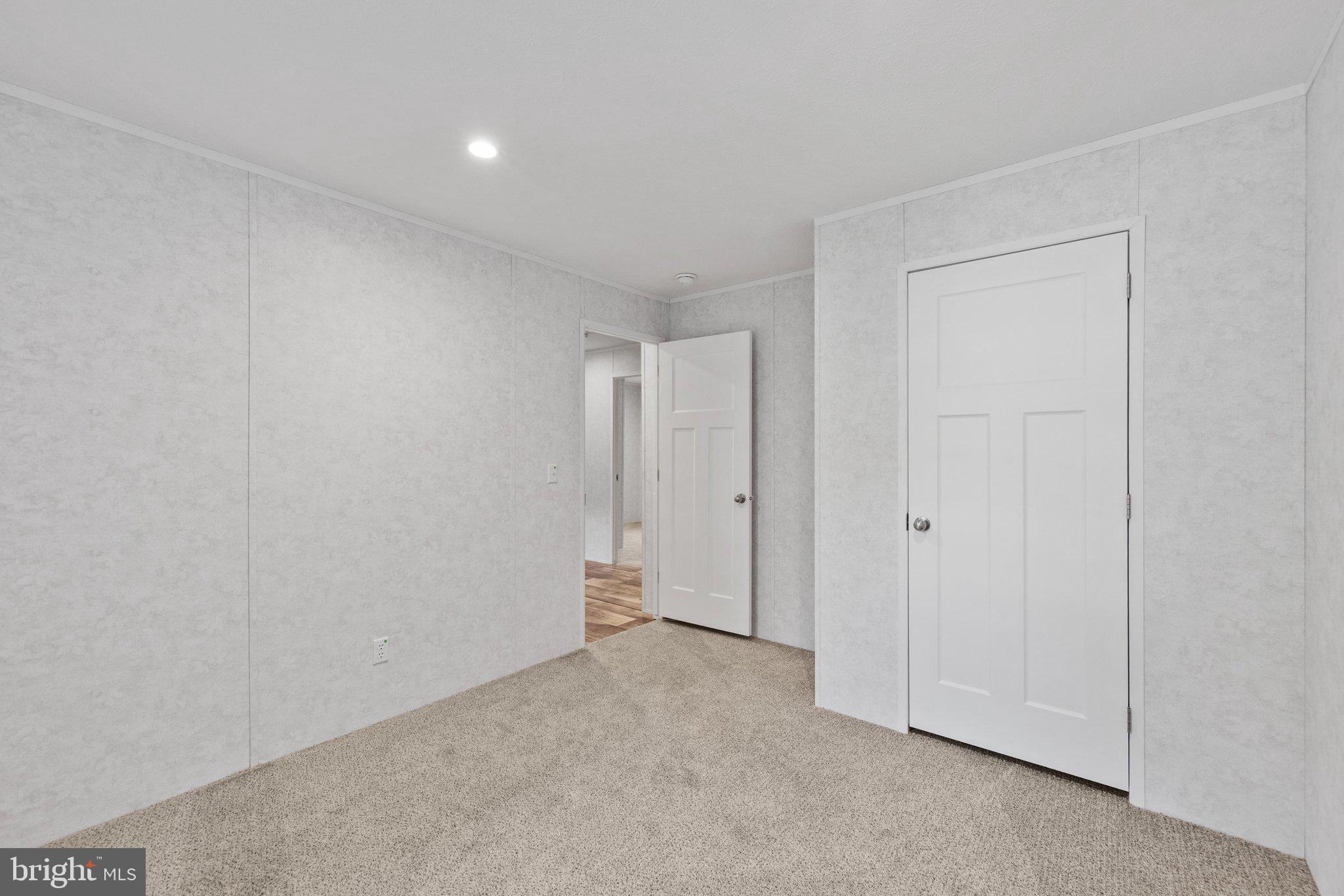 SHADYDELL PARK - Residential