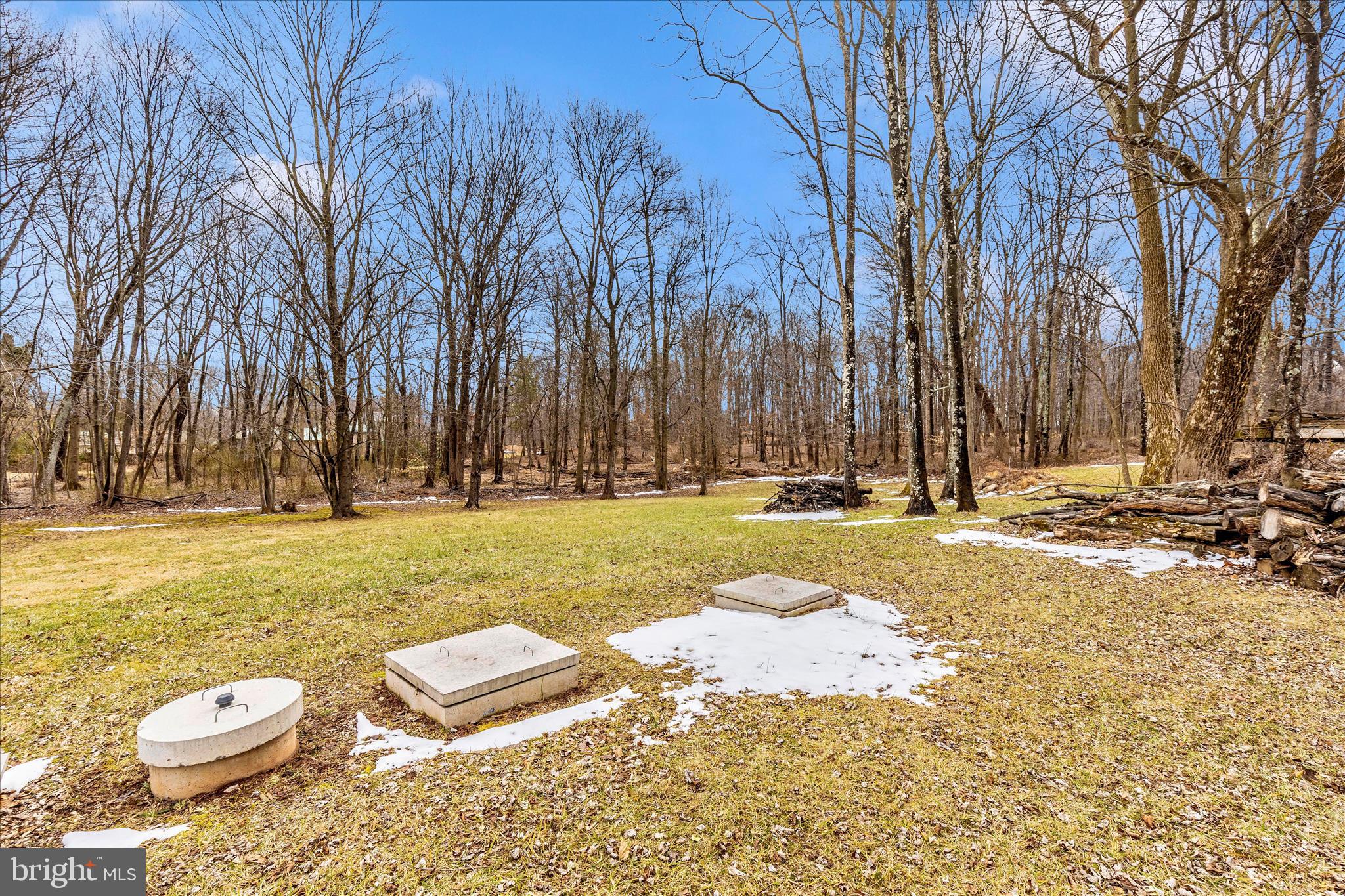MOUNTAINDALE - Residential