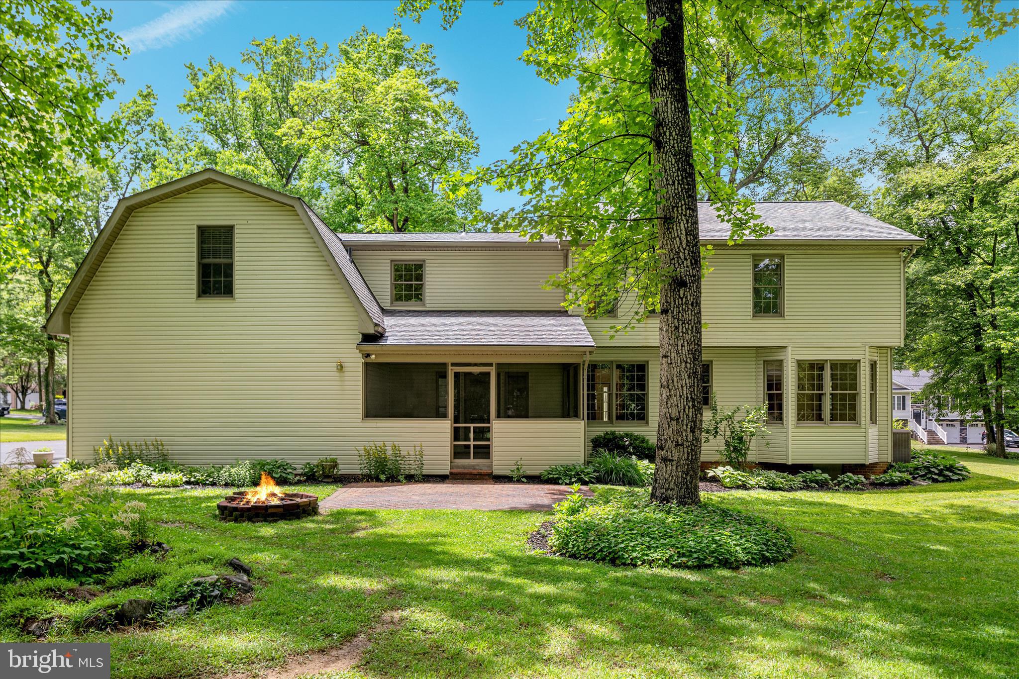 STONELEIGH - Residential