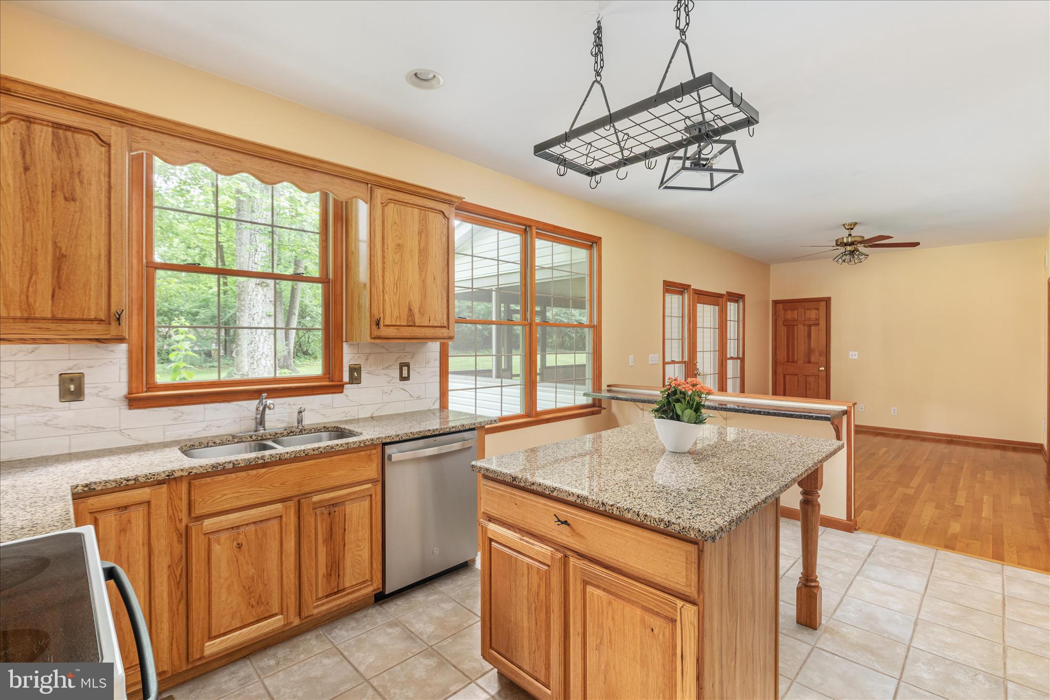 STONELEIGH - Residential