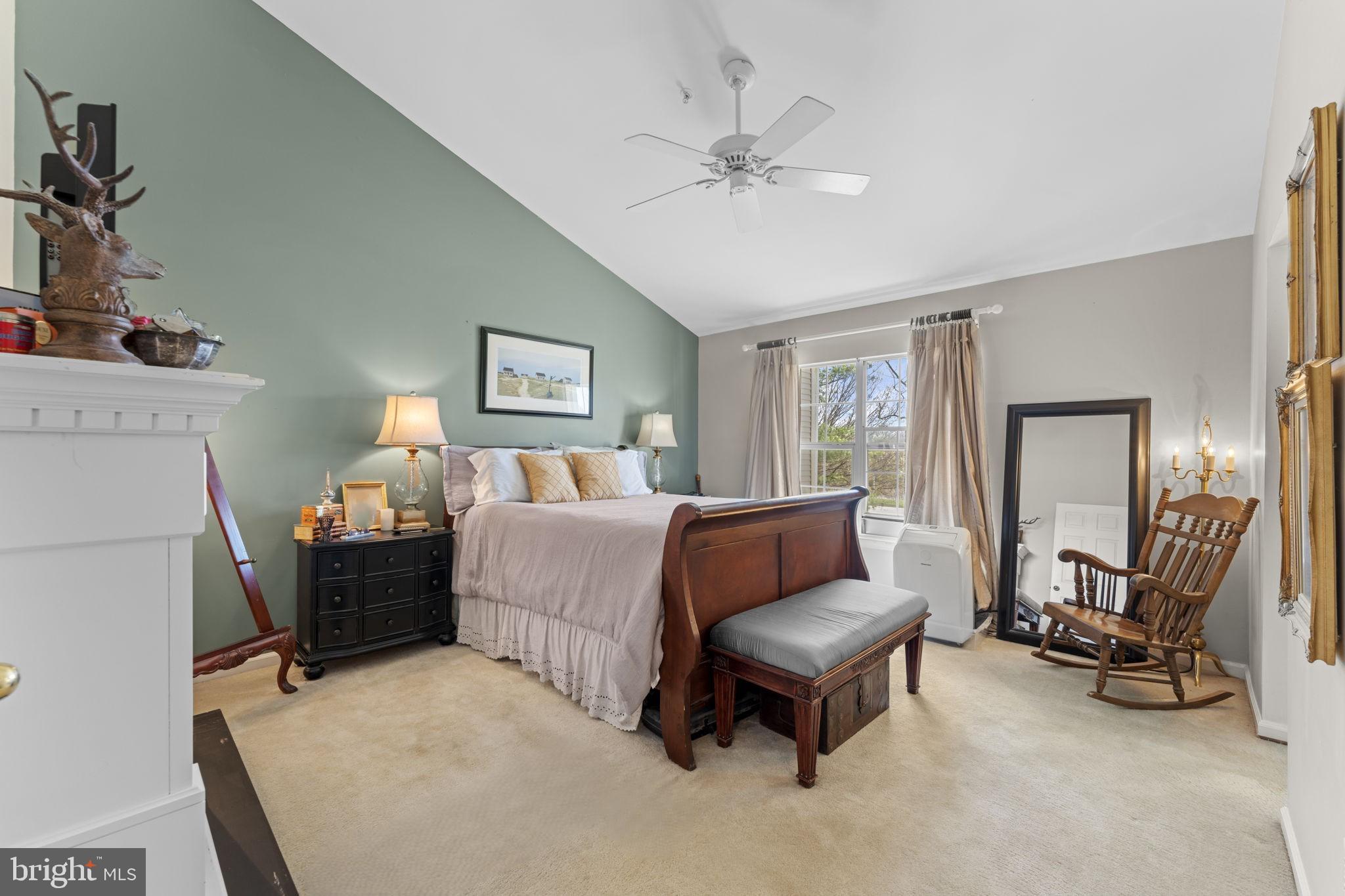 CHELSEA COURTS - Residential