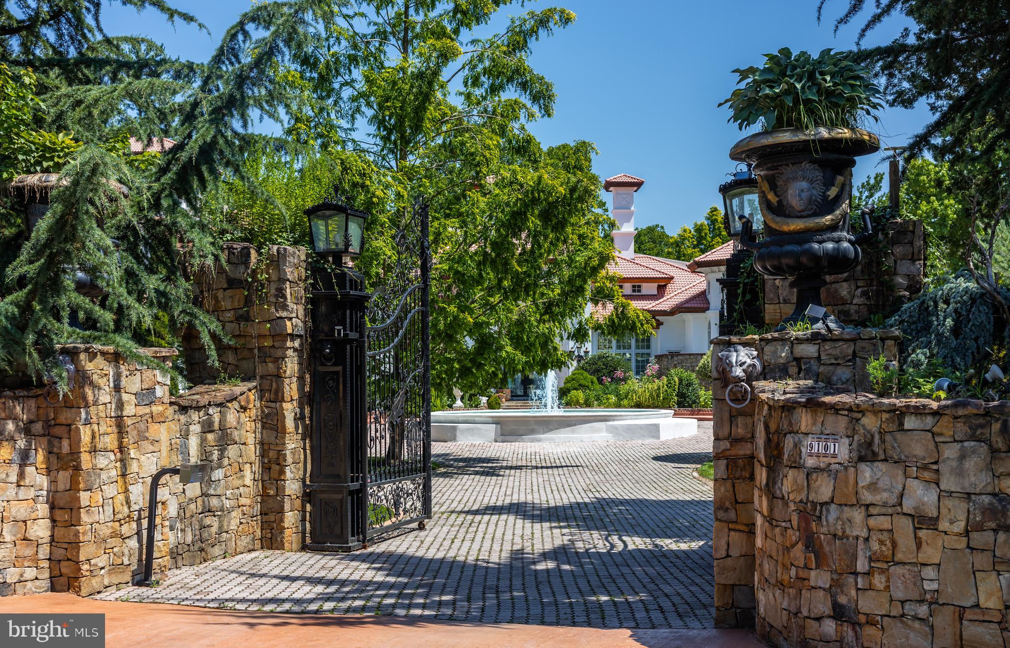 BRADLEY FARMS - Residential