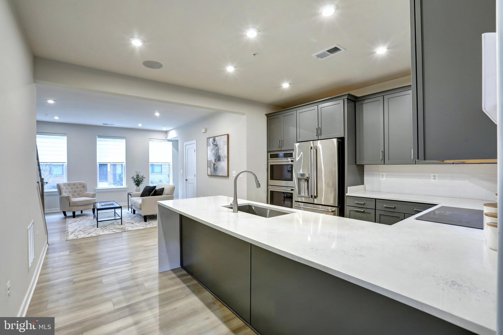 ASHBROOK PLACE - Residential