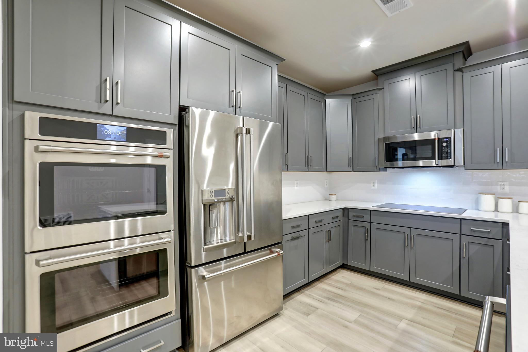 ASHBROOK PLACE - Residential