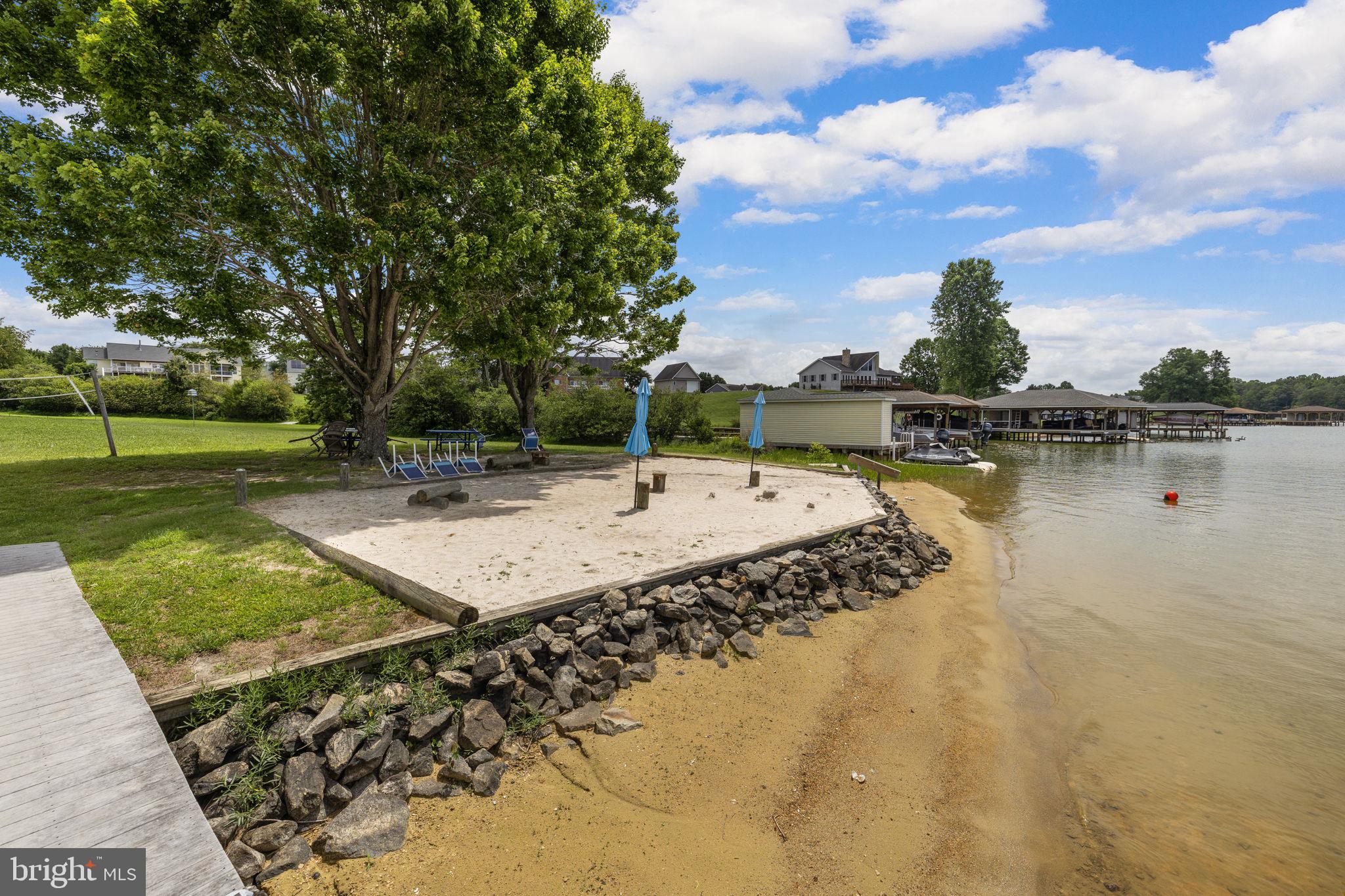SOUTHWIND SHORES - Residential