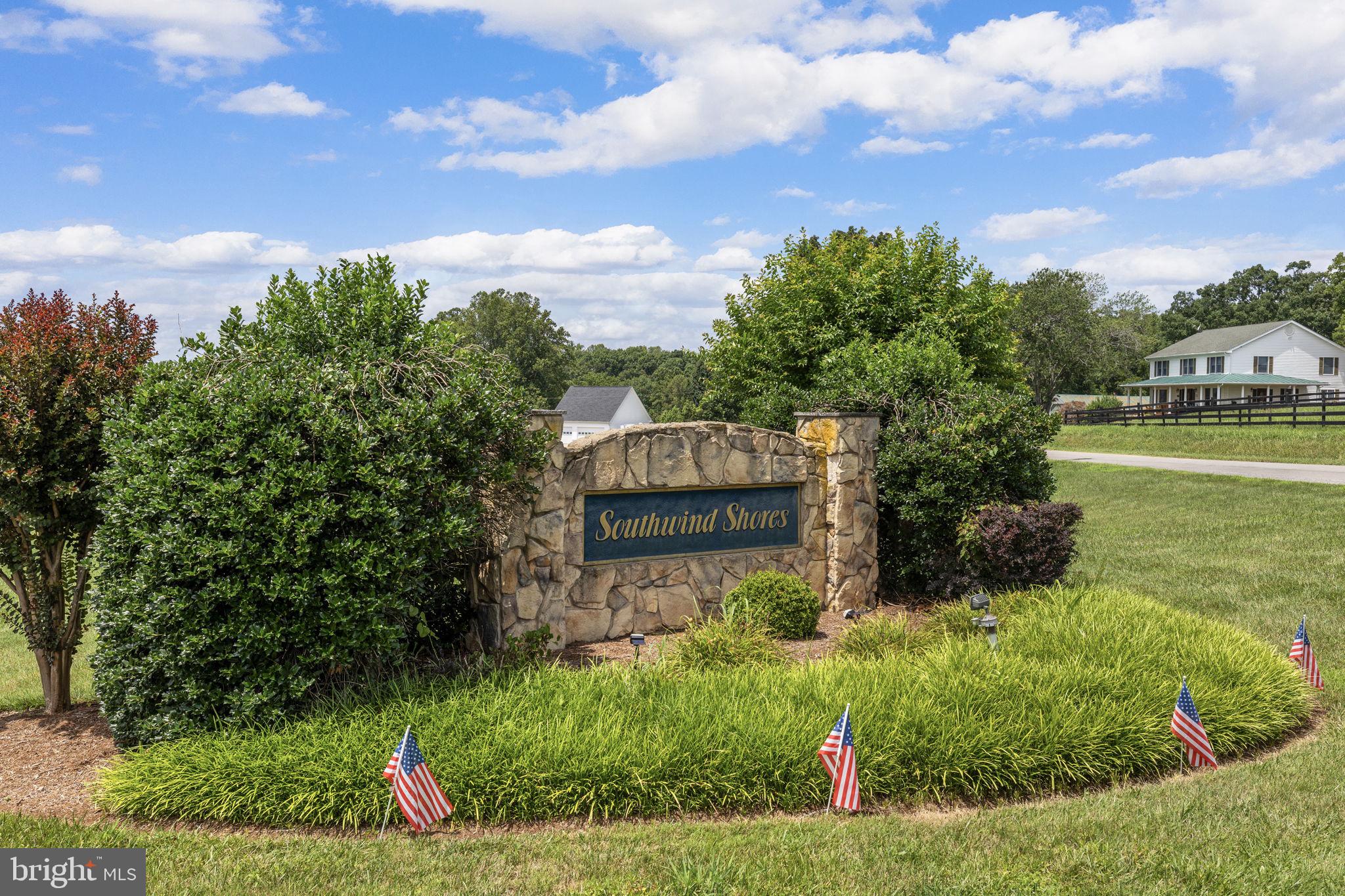 SOUTHWIND SHORES - Residential