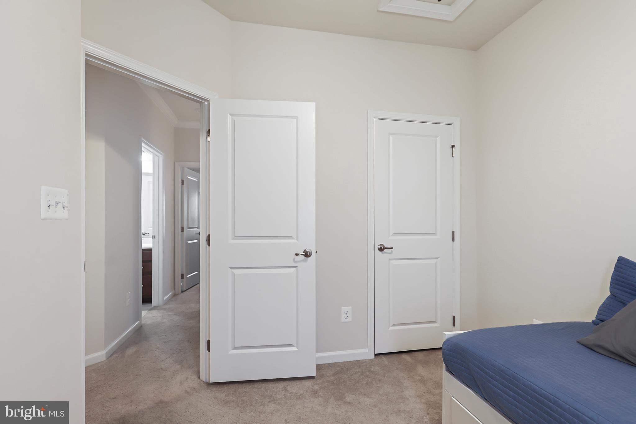 POTOMAC SHORES - Residential