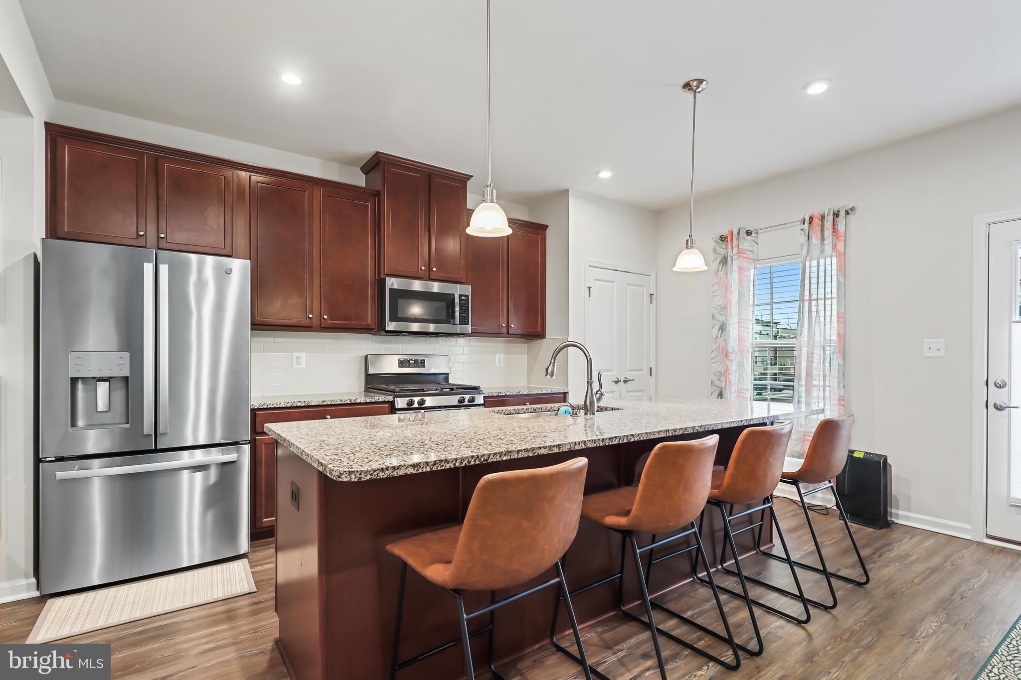 POTOMAC SHORES - Residential