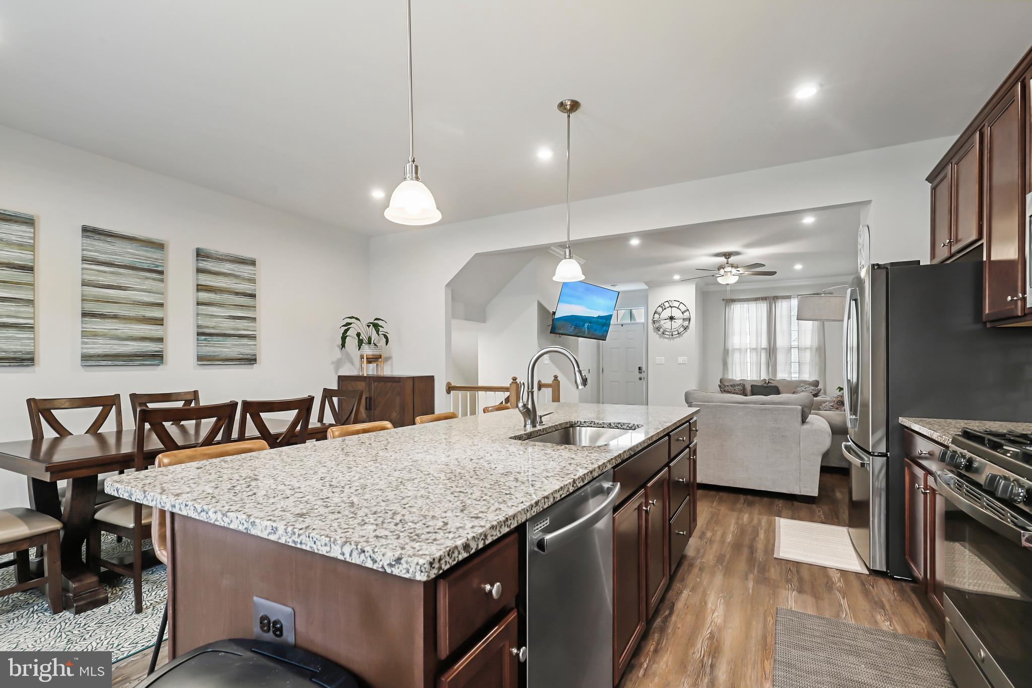 POTOMAC SHORES - Residential