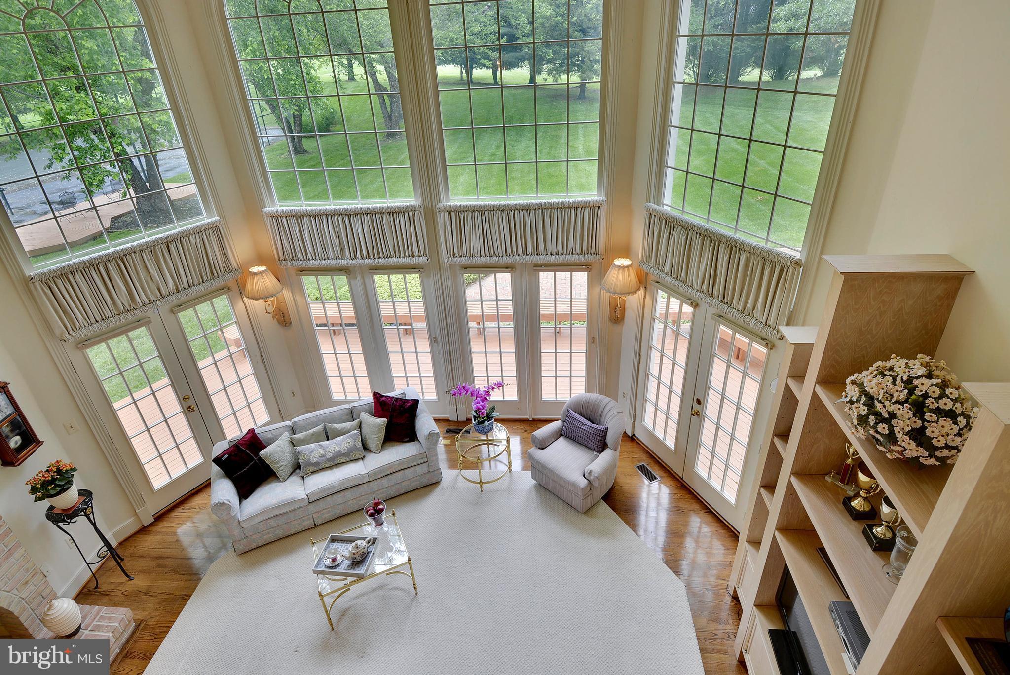 FALCONHURST - Residential