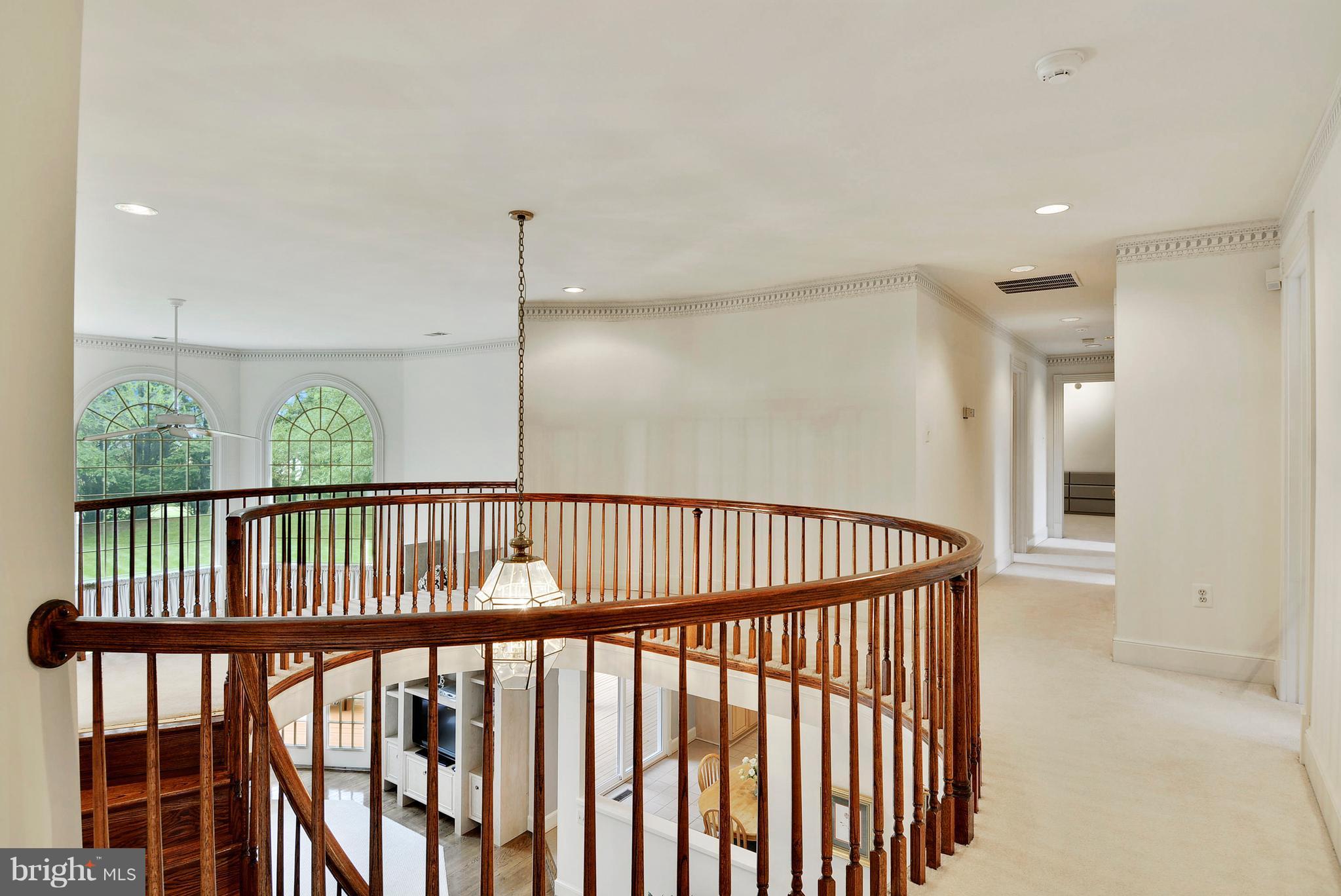 FALCONHURST - Residential