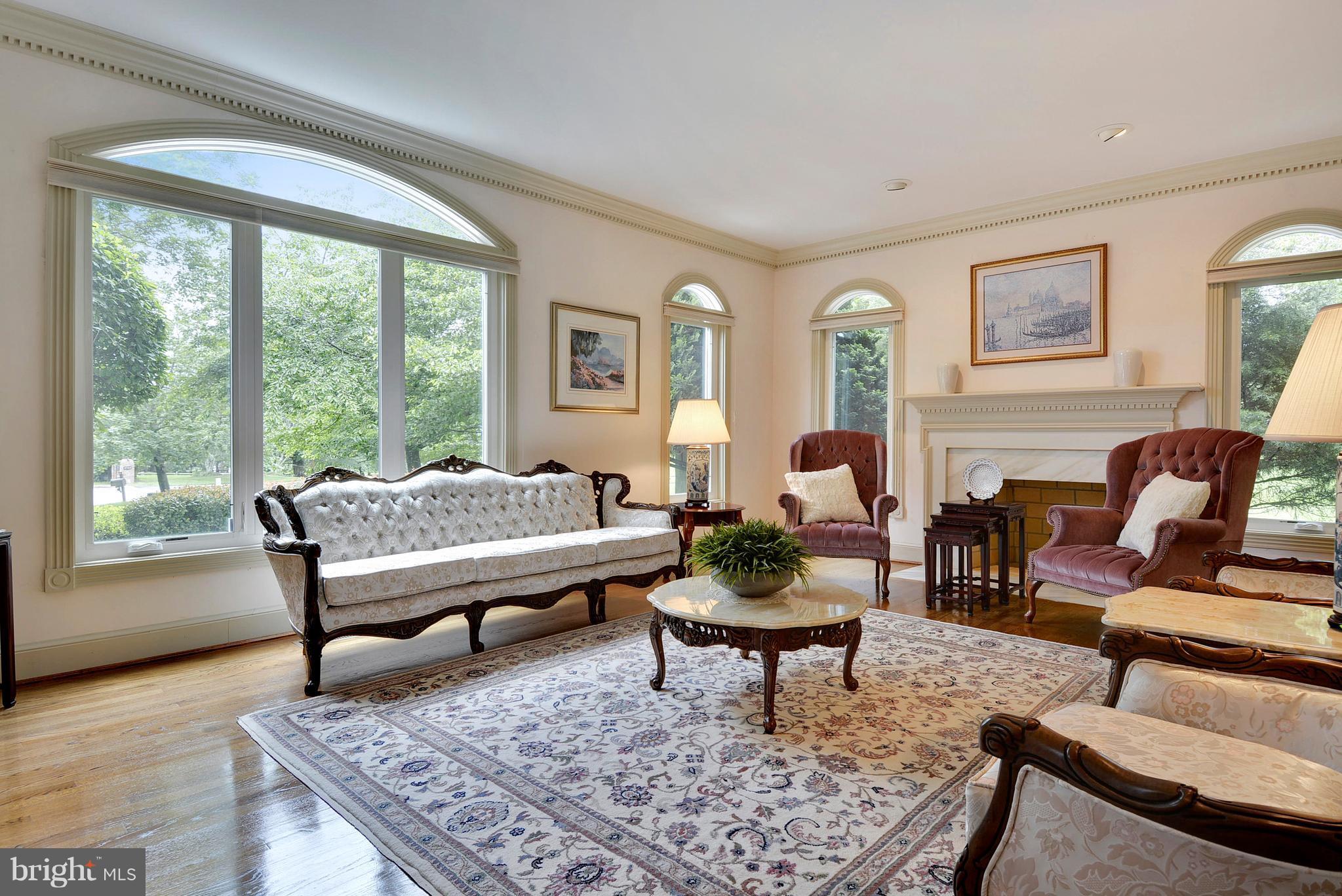 FALCONHURST - Residential