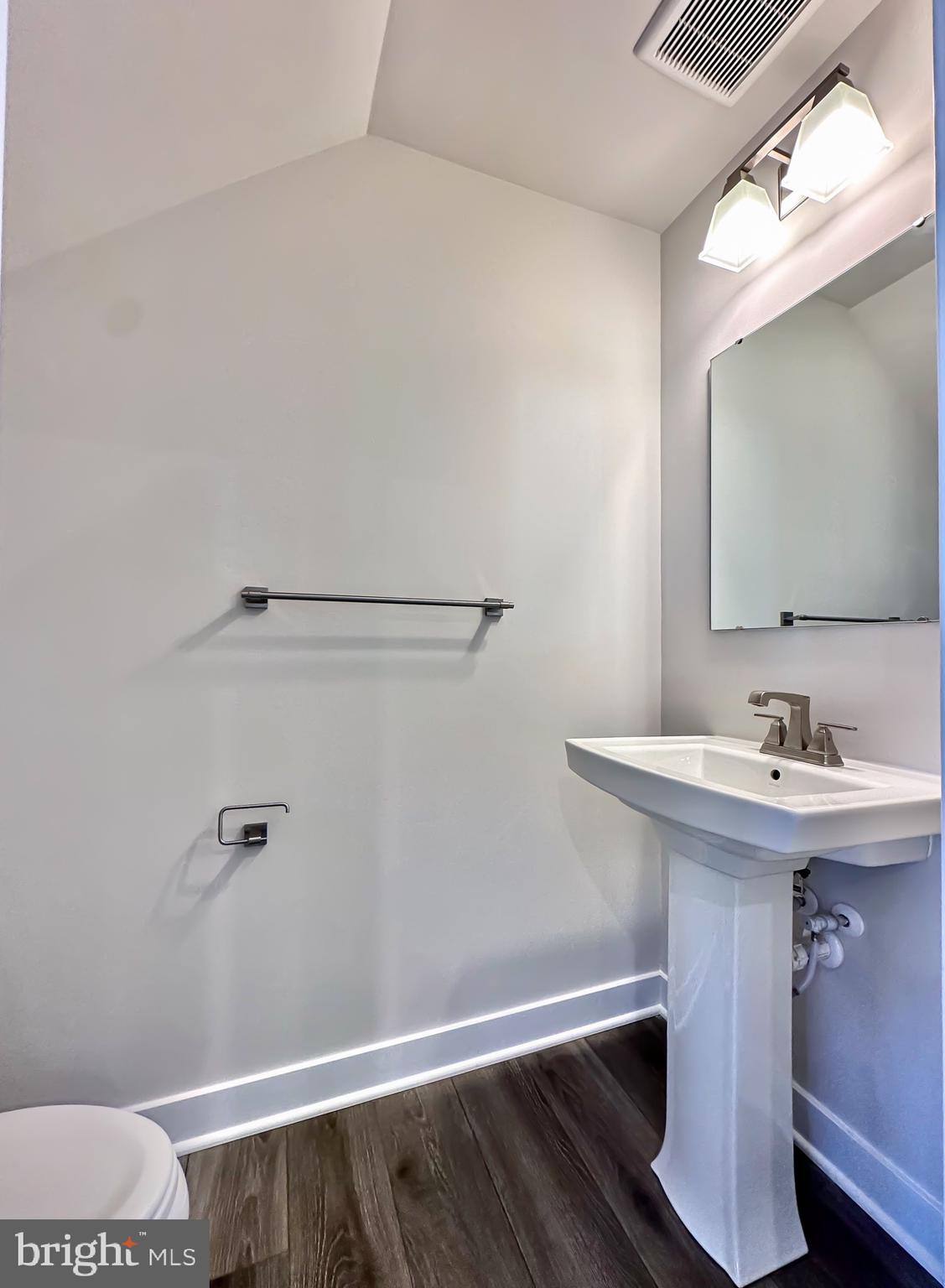 PARKSIDE - Residential Lease