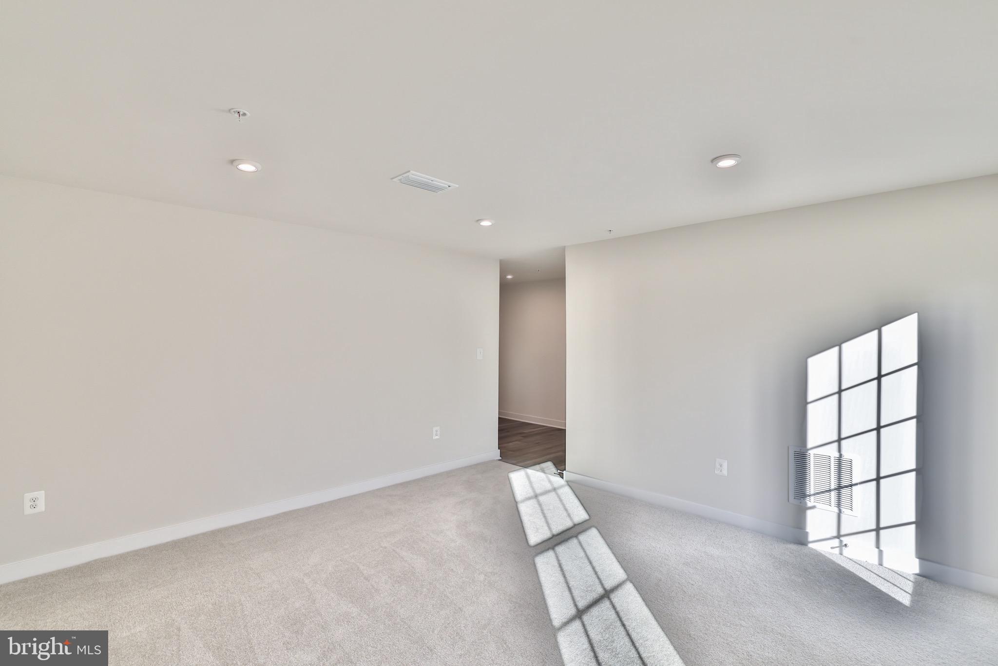 PARKSIDE - Residential Lease