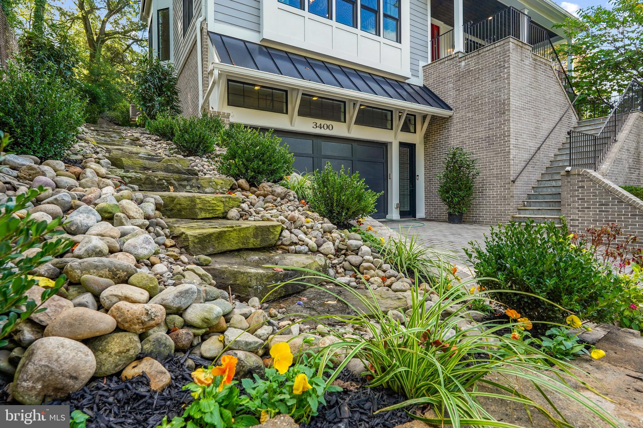 BROYHILL FOREST - Residential