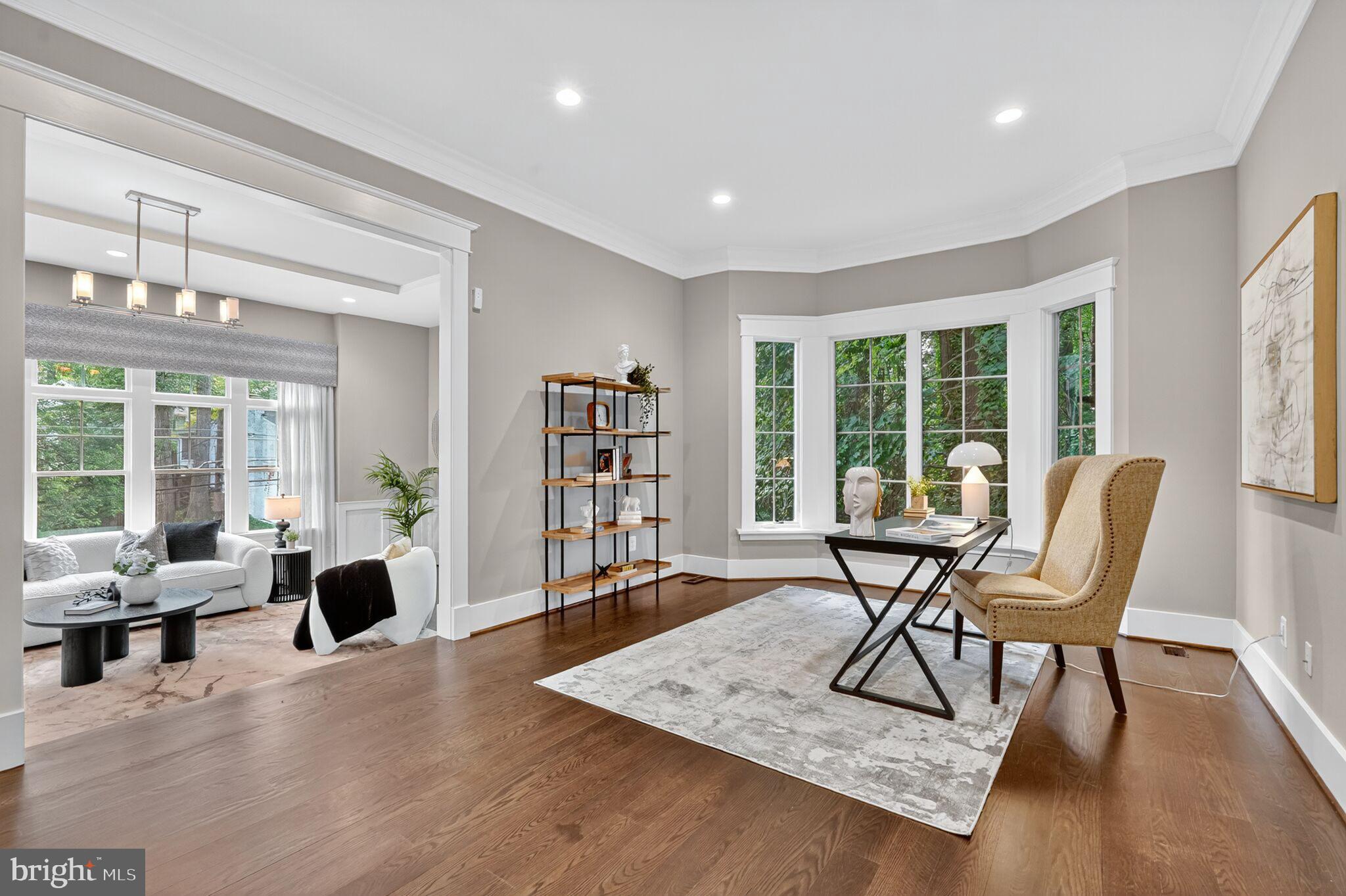 BROYHILL FOREST - Residential