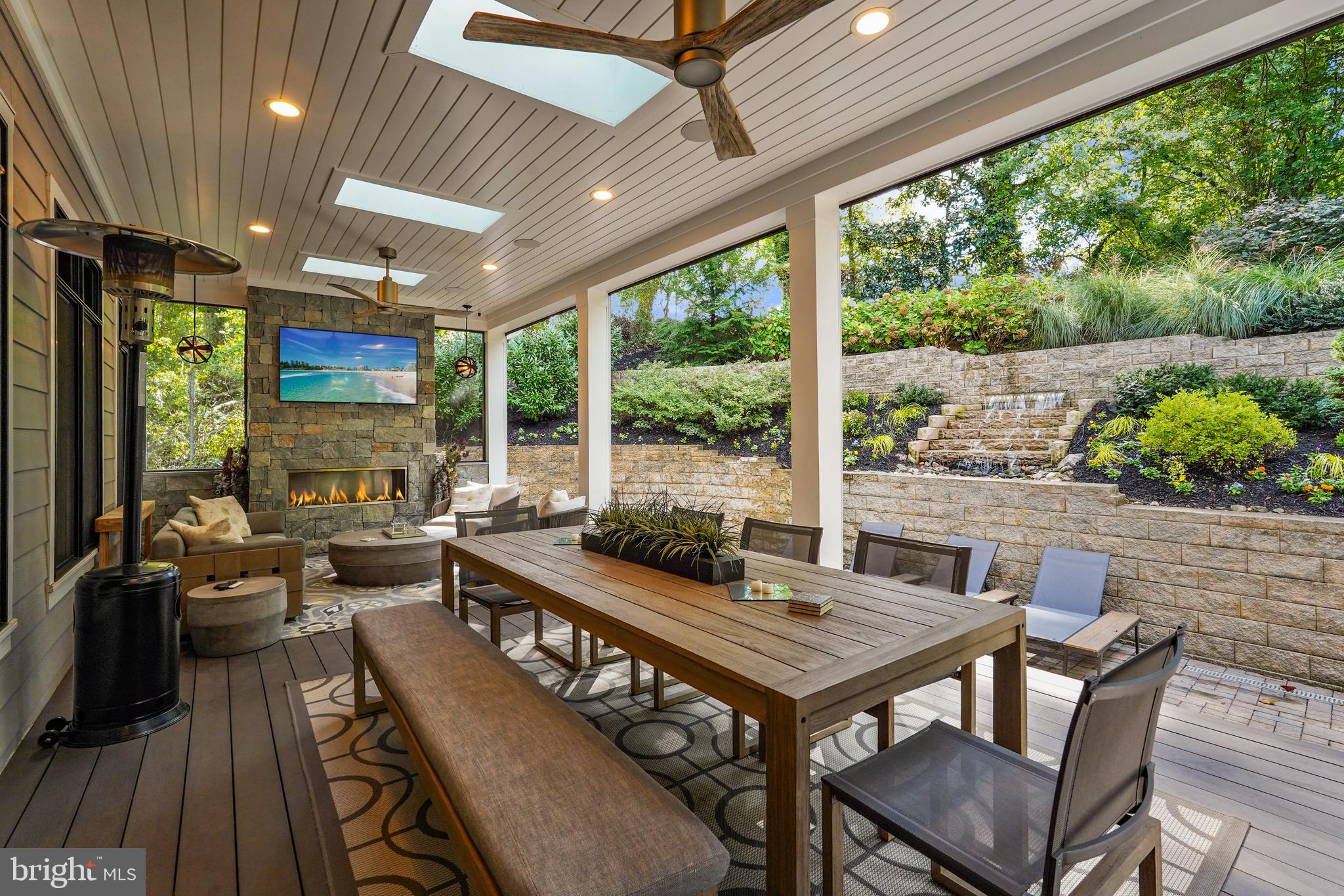 BROYHILL FOREST - Residential