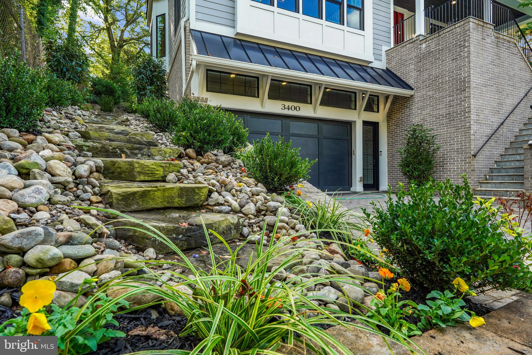 BROYHILL FOREST - Residential