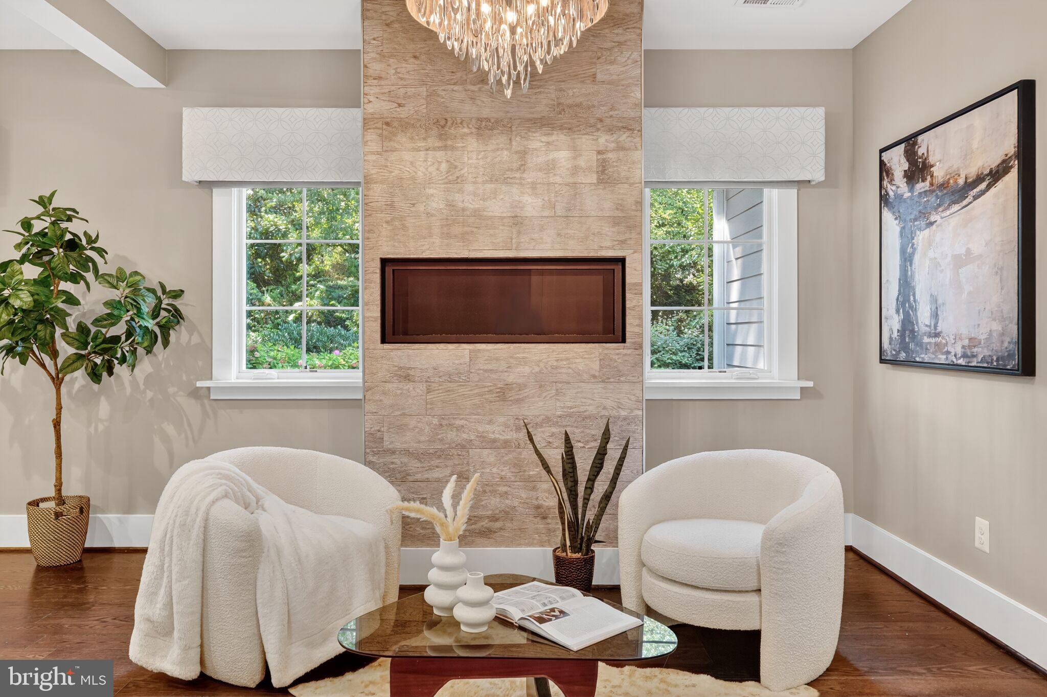 BROYHILL FOREST - Residential