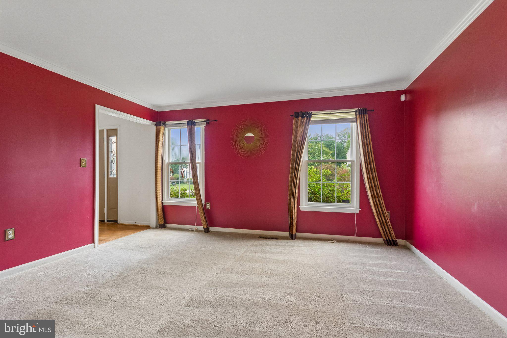HAMPTON OAKS - Residential