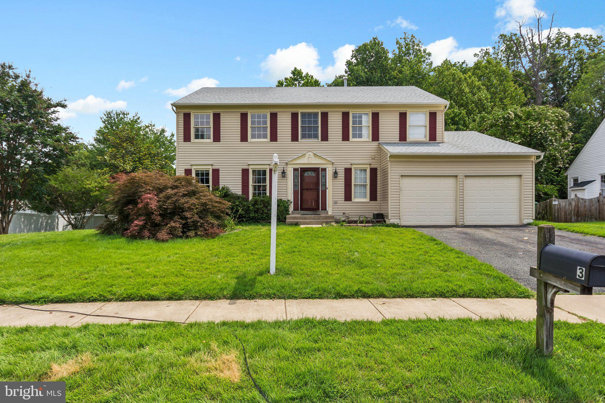 HAMPTON OAKS - Residential