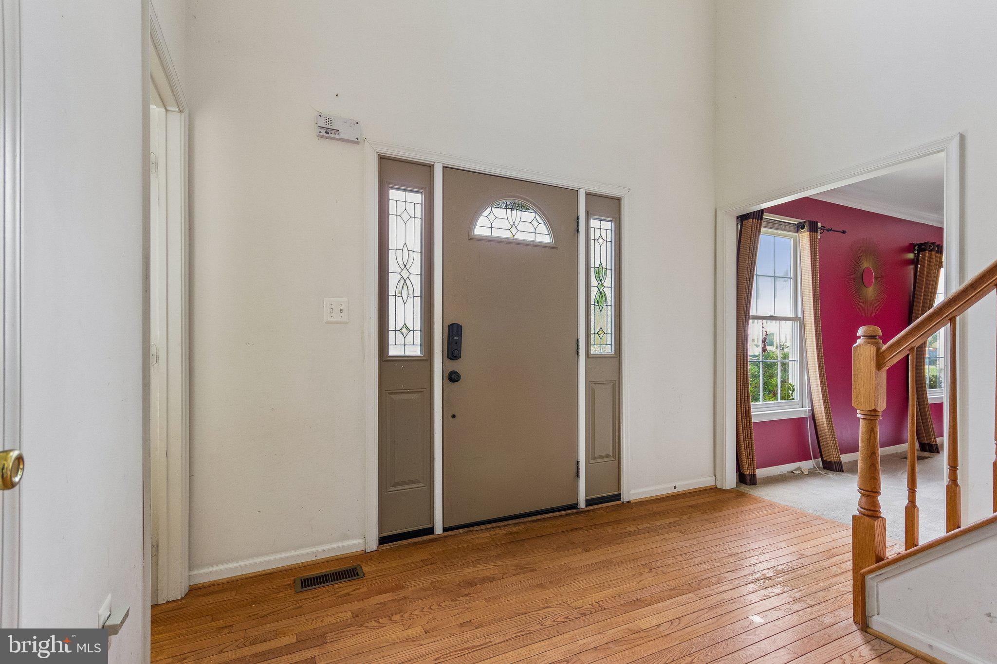 HAMPTON OAKS - Residential