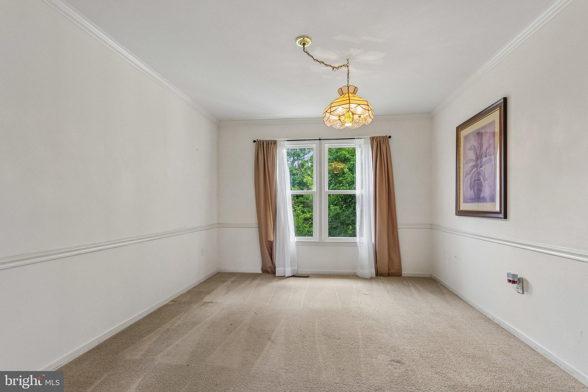 HAMPTON OAKS - Residential