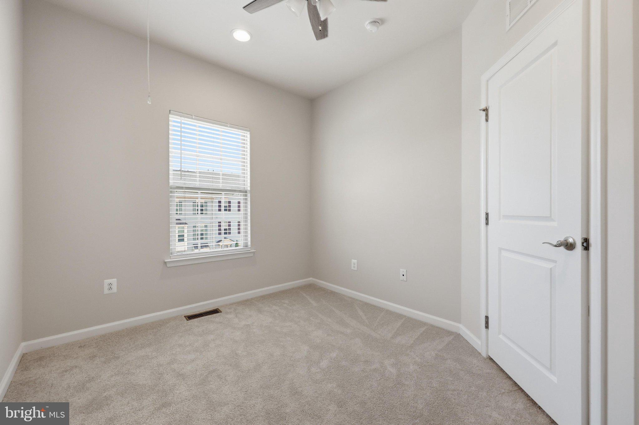 OAKDALE VILLAGE - Residential