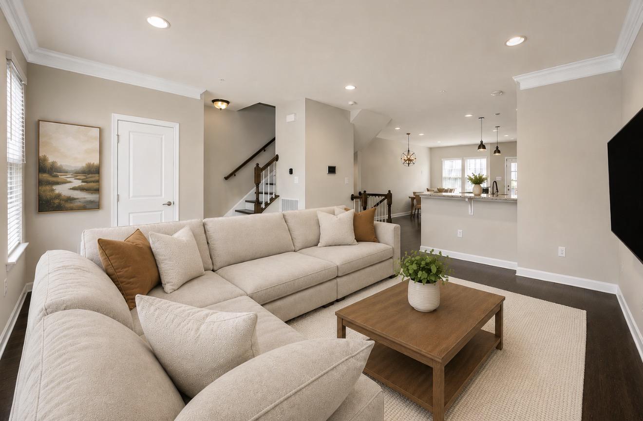 OAKDALE VILLAGE - Residential