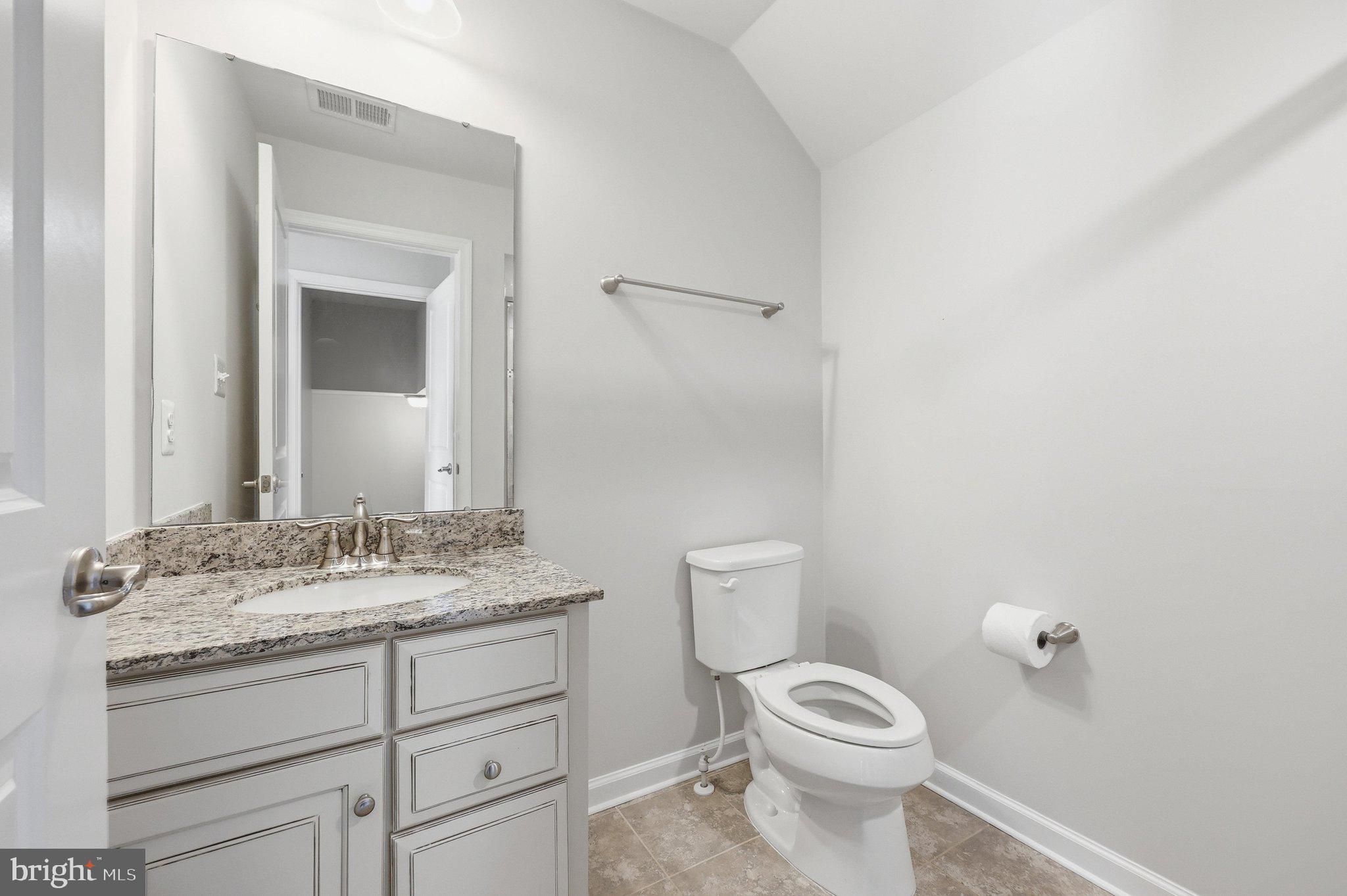 OAKDALE VILLAGE - Residential