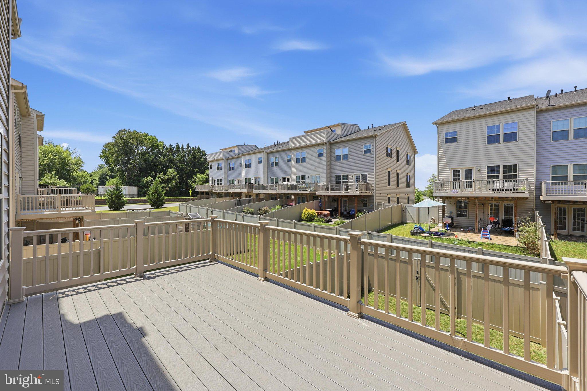 OAKDALE VILLAGE - Residential