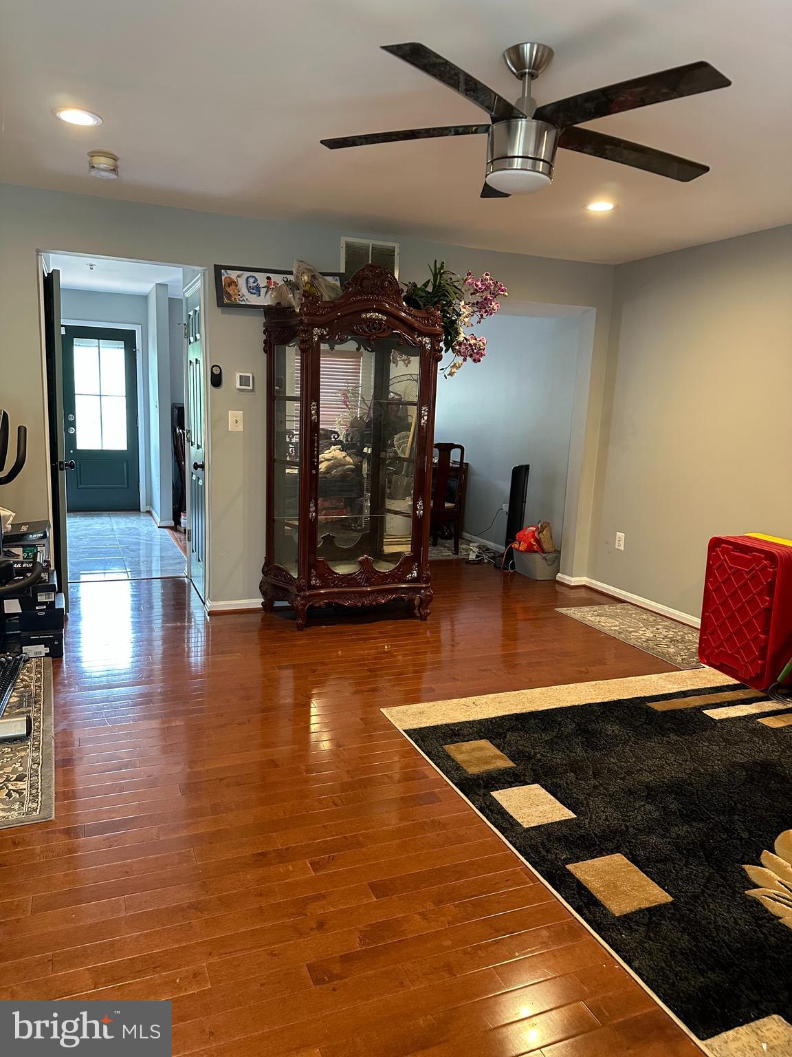 SANDTOWN-WINCHESTER - Residential