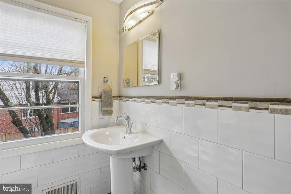 ROCK CREEK HILLS - Residential