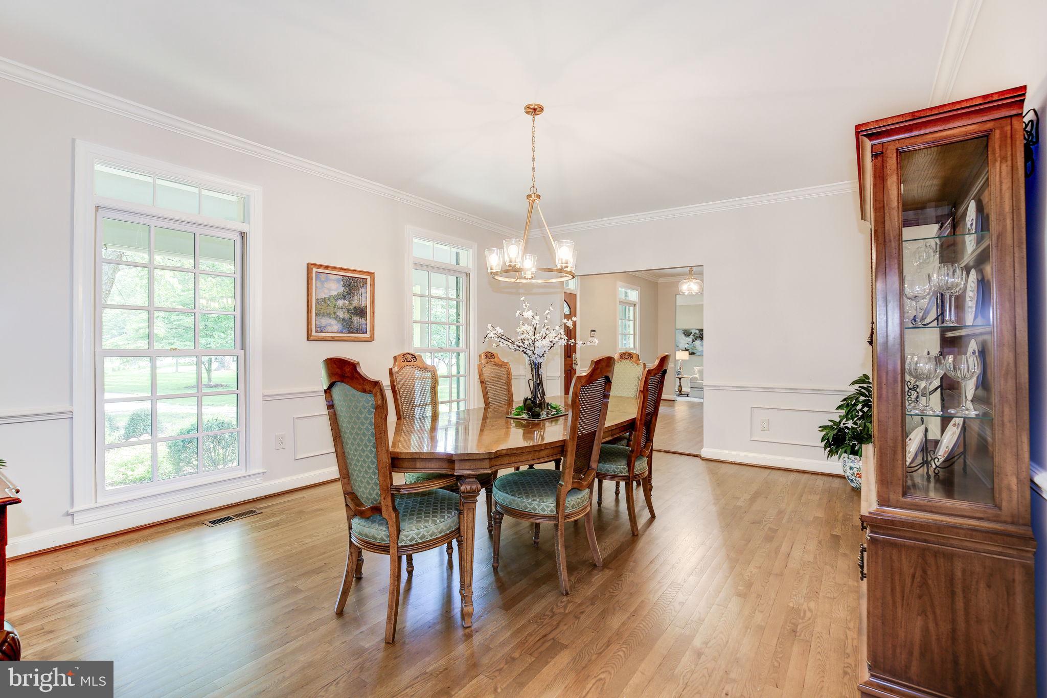 WILLIAMSBURG GARDENS - Residential