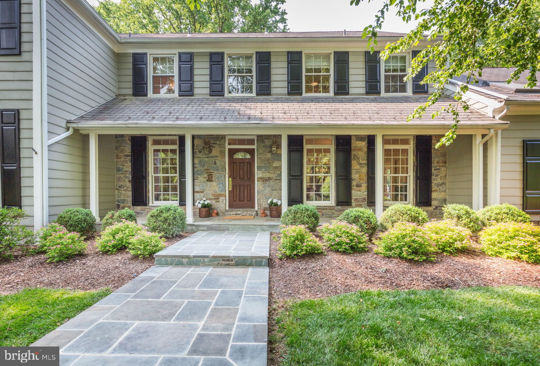 WILLIAMSBURG GARDENS - Residential