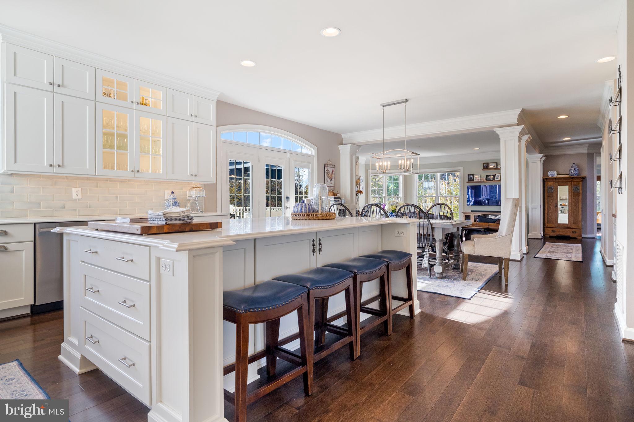 EMERALD PARK ESTATES - Residential