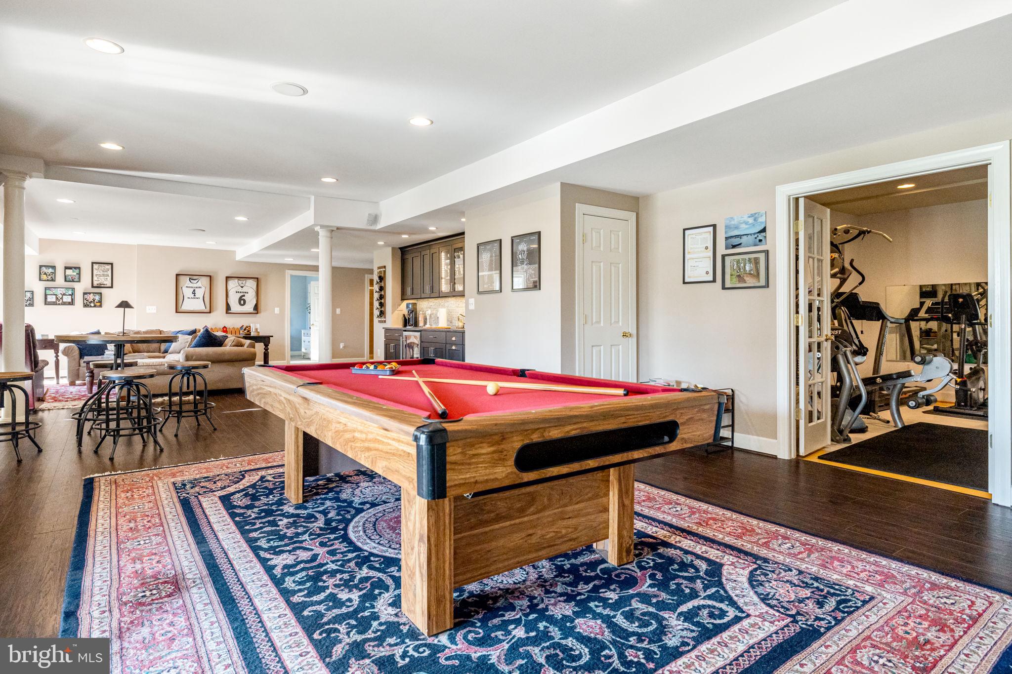 EMERALD PARK ESTATES - Residential