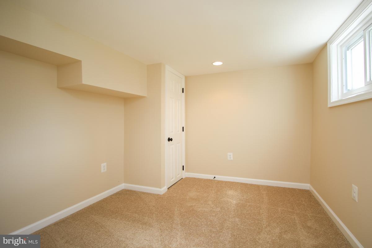 BEAVER HEIGHTS - Residential