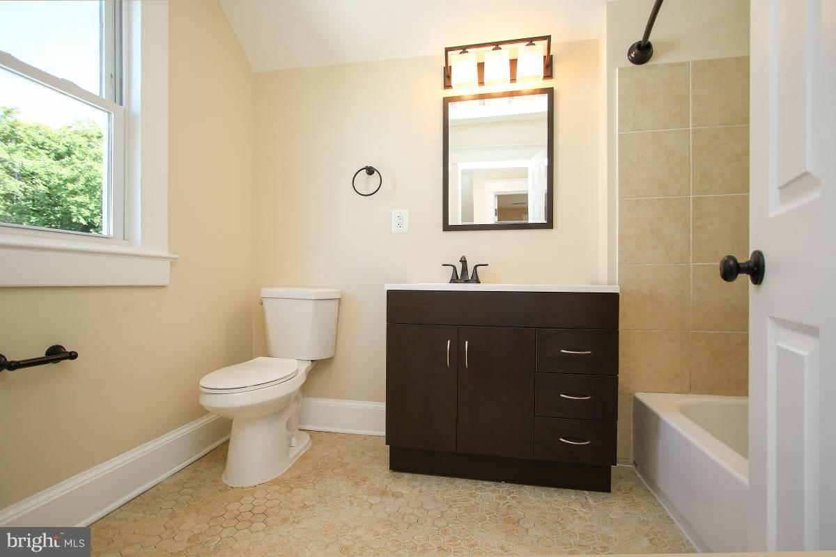 BEAVER HEIGHTS - Residential